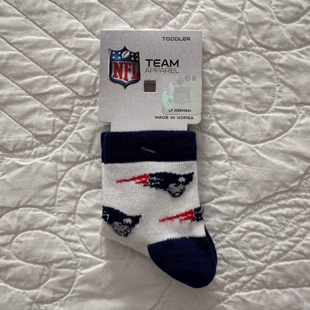 NWT NFL Team Apparel New England Patriots Toddler Socks 9-24 Months